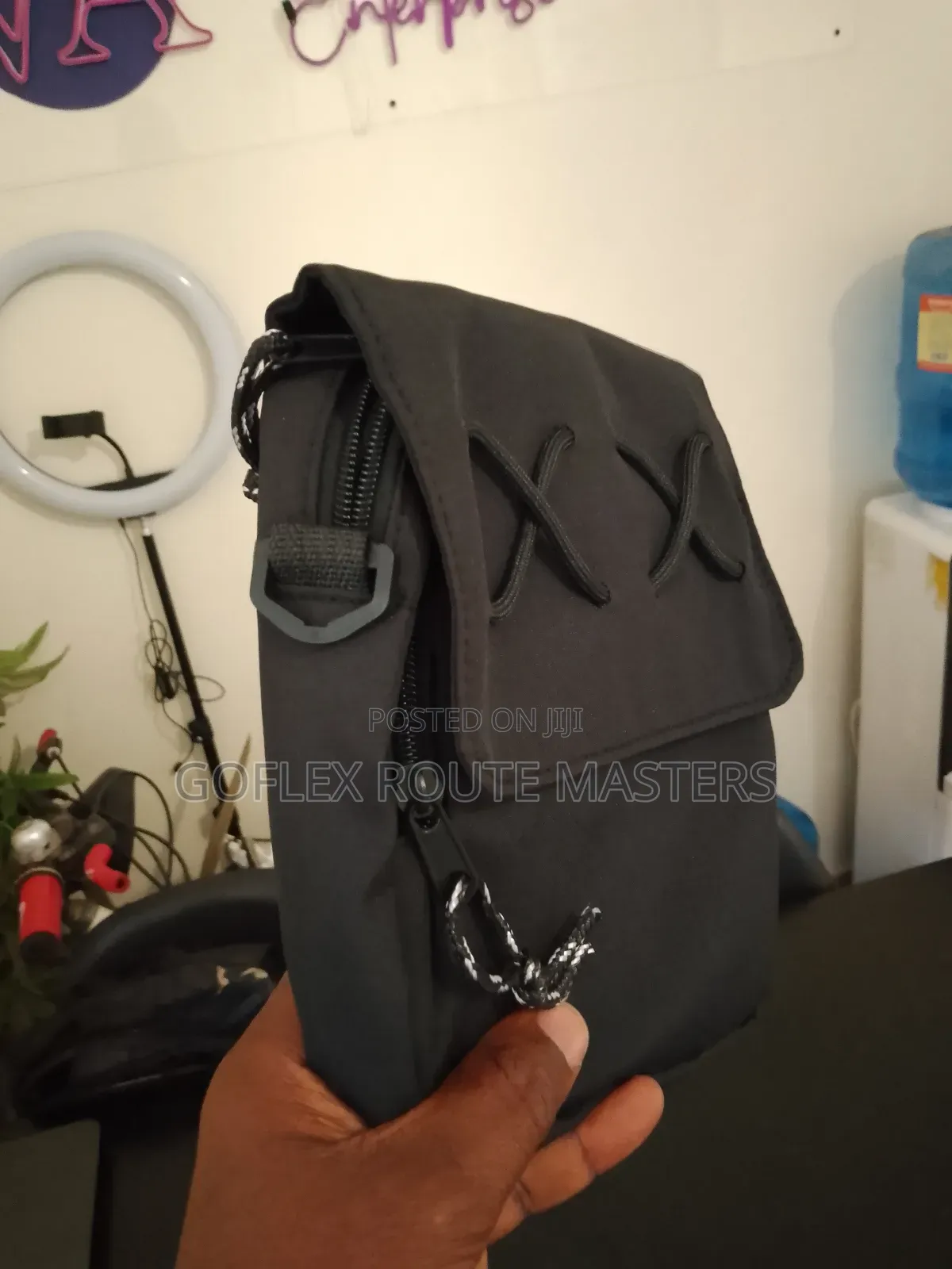 Lightweight Cross Shoulder Bag