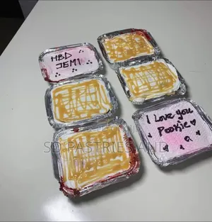 Mini Frosted Foilcake