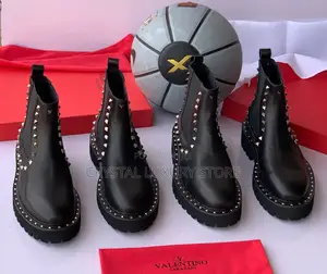 Photo - Valentino Garavani Quality Luxury Men Shoe