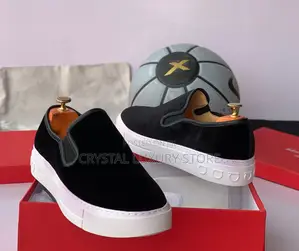 Salvatore Ferragamo Quality Luxury Men Sneakers