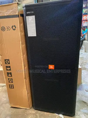 JBL Srx725 Dual 15-Inch Two-Way Loudspeaker.
