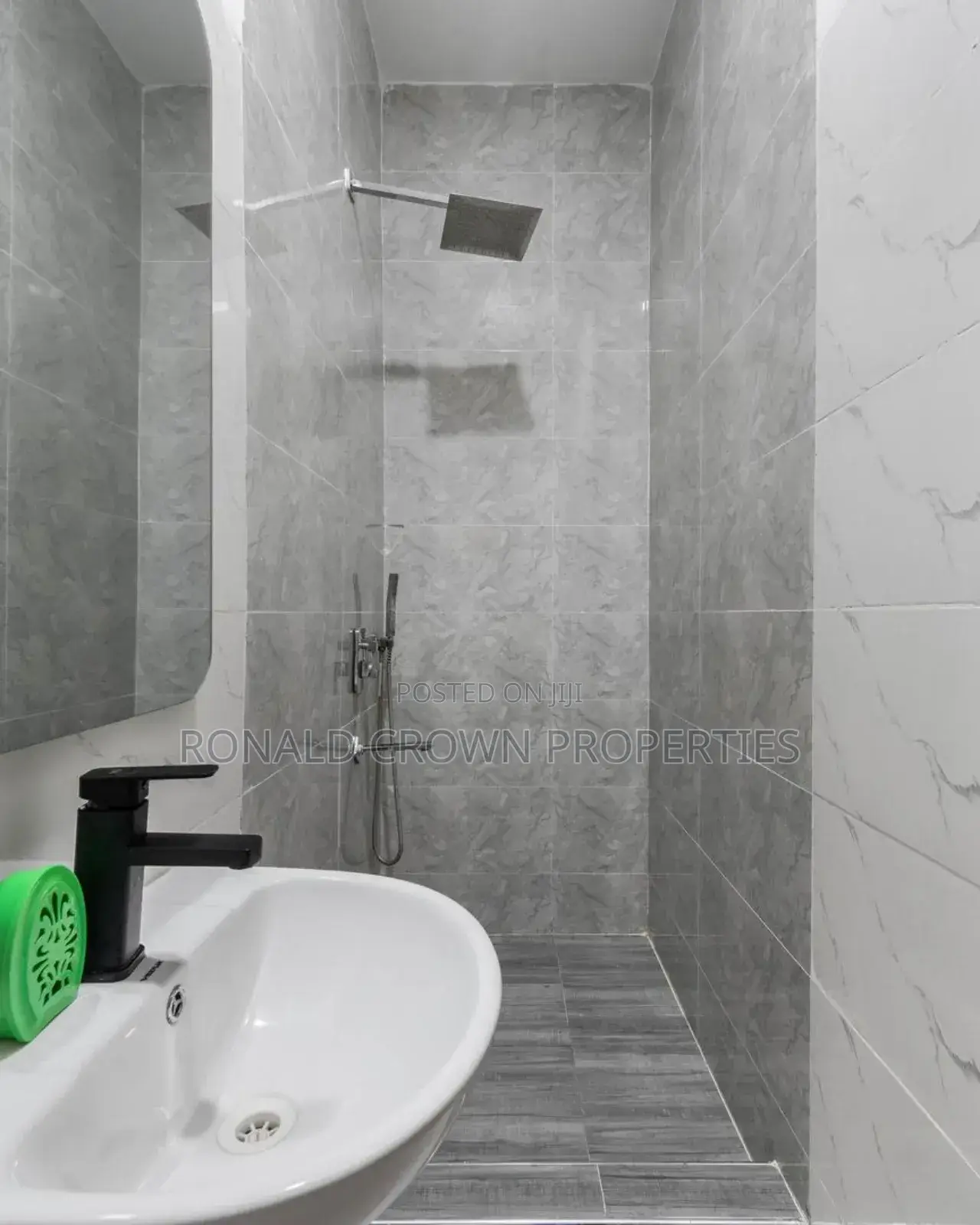 Stunning Short Let 2 Bedroom Apartment