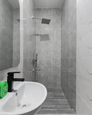 Stunning Short Let 2 Bedroom Apartment