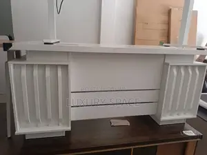 Modern Executive White Office Table 1.4metres