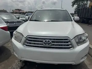 Toyota Highlander Limited 2010 White