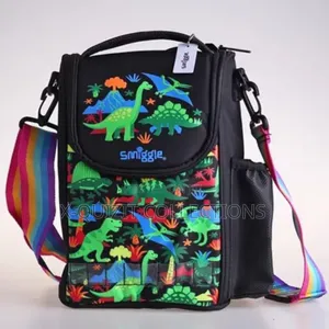 Smiggle Movin’ Junior Id Lunch Bag