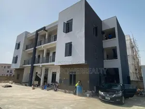 Photo - 3bdrm Block of Flats in Life Camp for sale