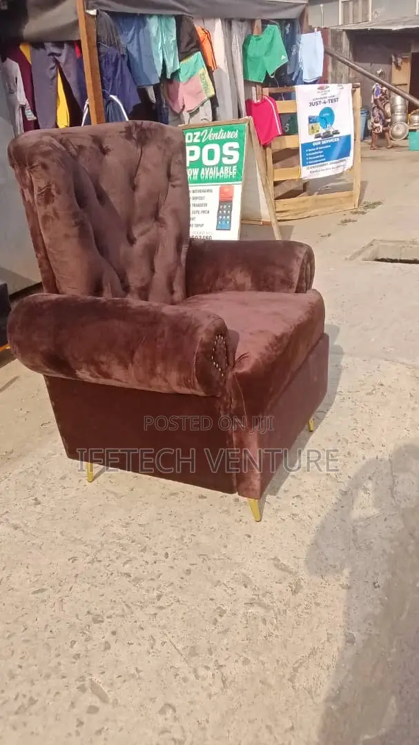 Modern Single Sofa