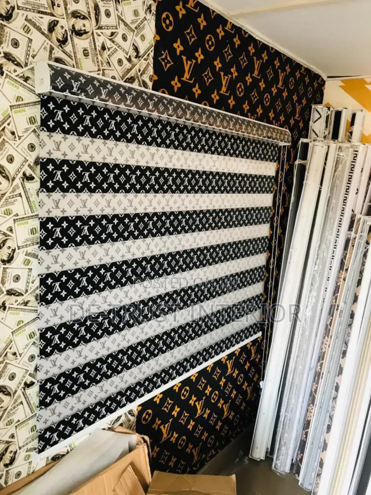 Clean Window Blind