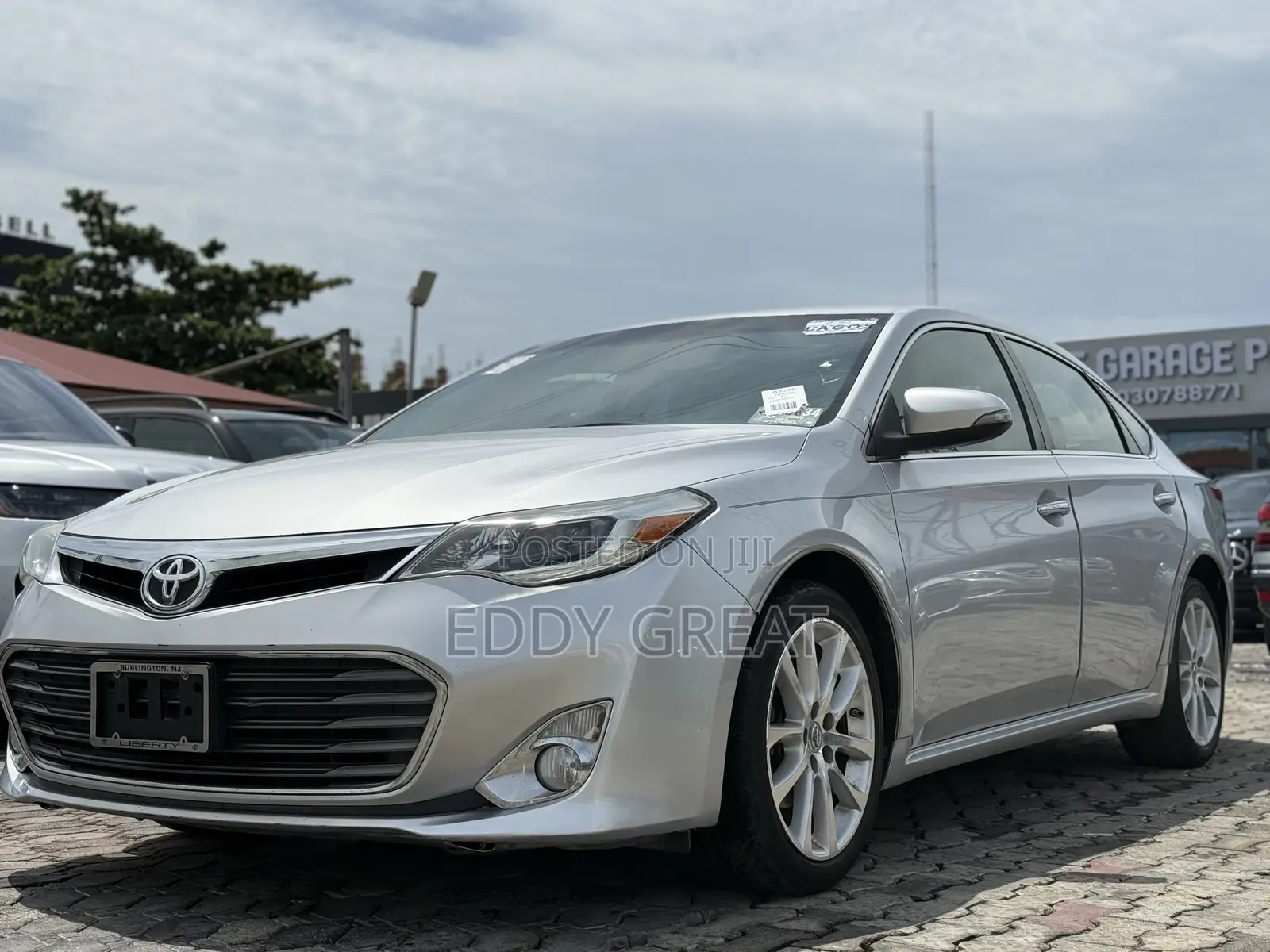 Toyota Avalon XLE Sedar FWD (3.5L 6cyl 6A) 2013 Silver