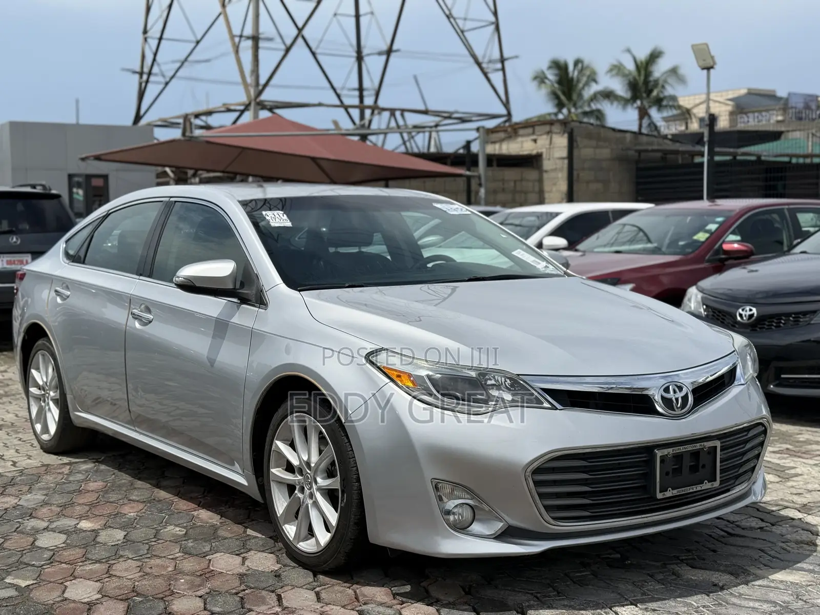 Toyota Avalon XLE Sedar FWD (3.5L 6cyl 6A) 2013 Silver