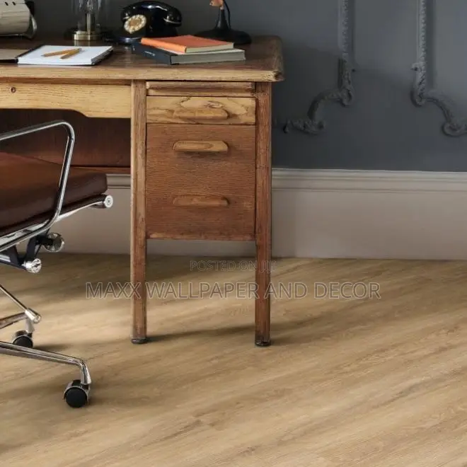 Luxury Vinyl Floor: Realistic Look. Remarkable Performance