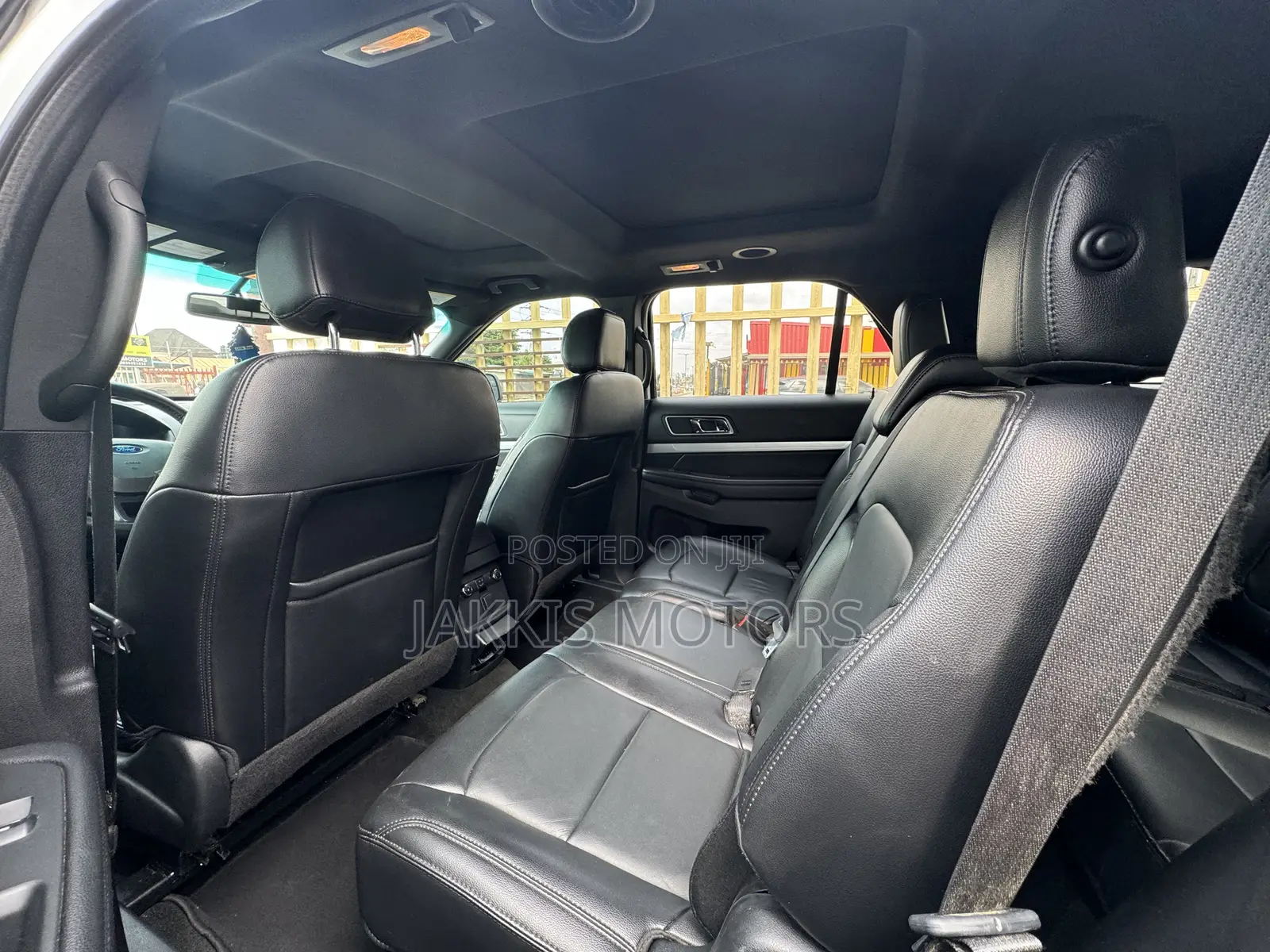 Ford Explorer 2016 White