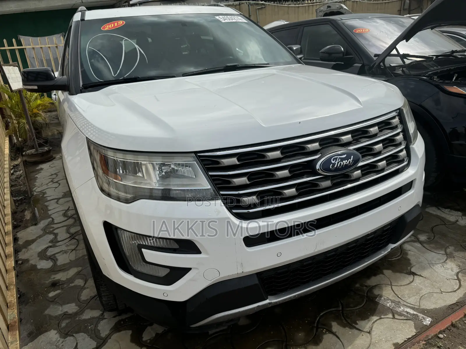 Ford Explorer 2016 White