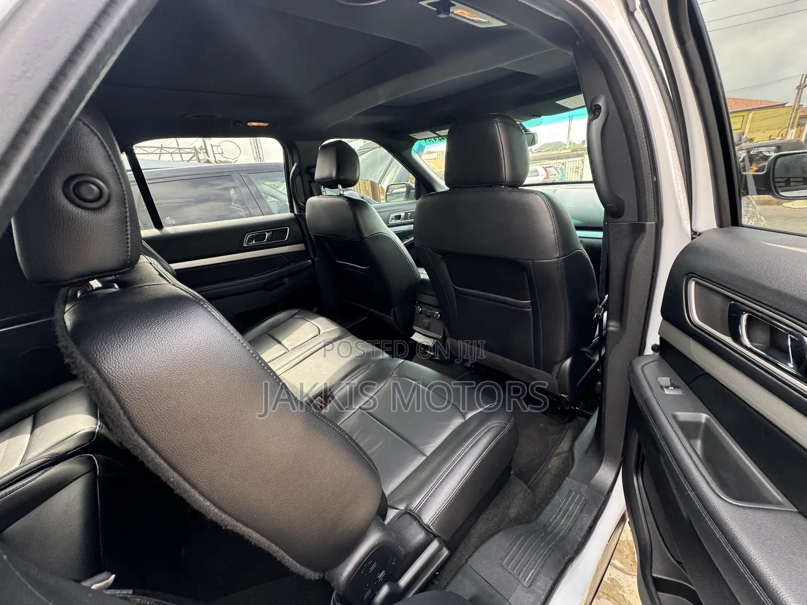 Ford Explorer 2016 White