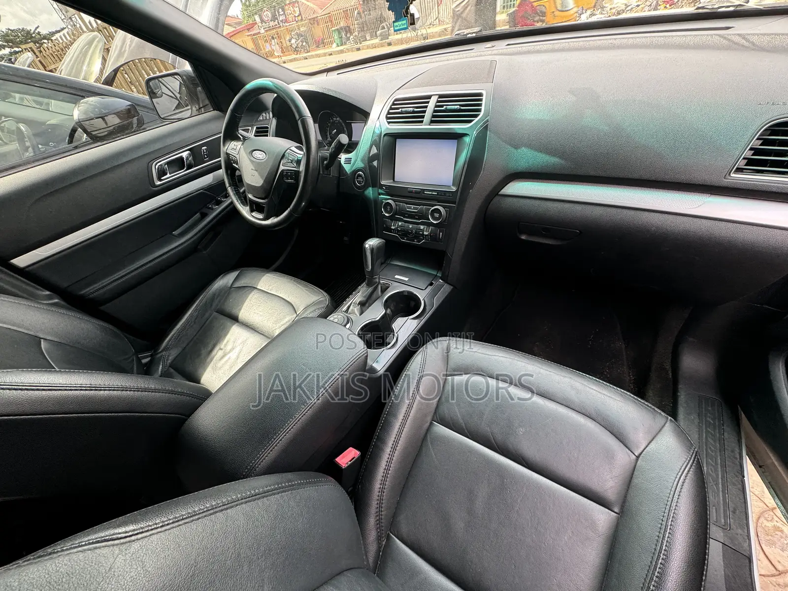Ford Explorer 2016 White