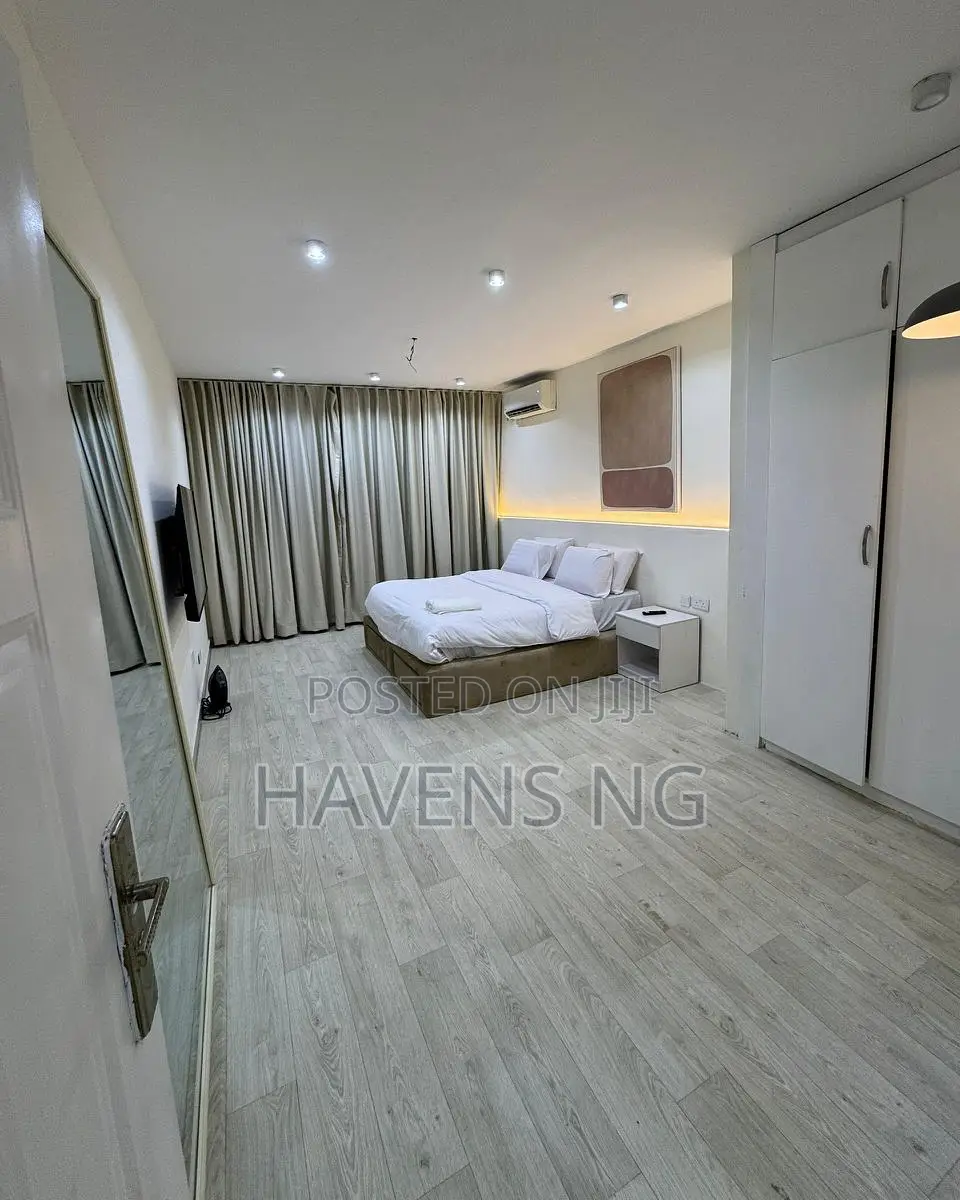 2-Bedroom Luxury Waterfront Apartment With Pool.