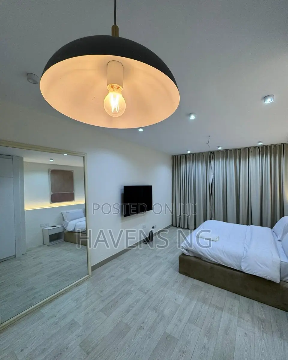 2-Bedroom Luxury Waterfront Apartment With Pool.