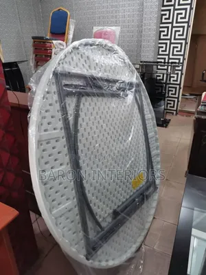 Round Portable Folding Table