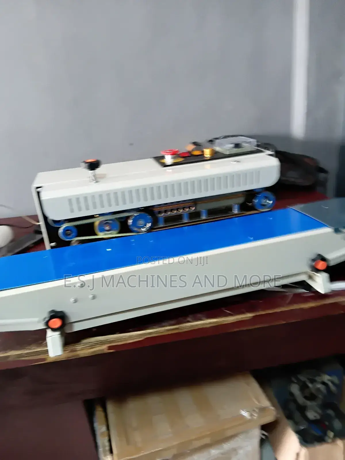 Continuous Band Sealing Machine