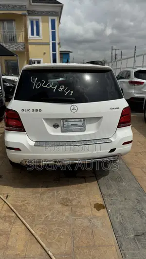 Mercedes-Benz GLK-Class Base GLK 250 BlueTEC 4dr AWD 4MATIC (2.1L 4cyl)