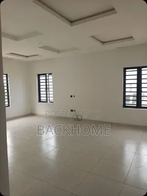 5bdrm Duplex in Mavila Homes Estate,, Chevron for sale