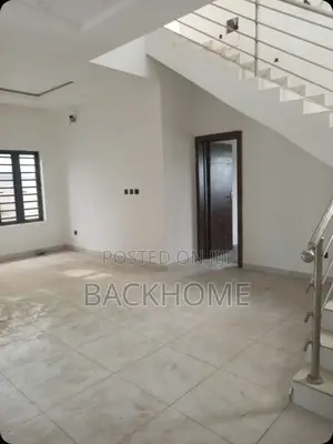 5bdrm Duplex in Mavila Homes Estate,, Chevron for sale