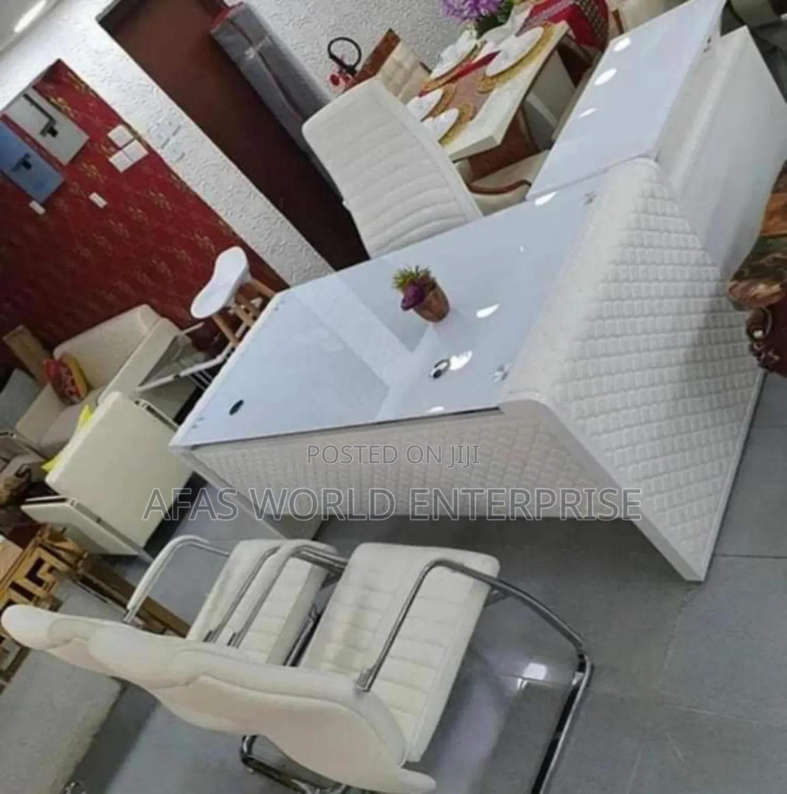 Luxury Office Table With Extension