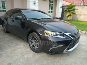 Lexus ES 2016 Black
