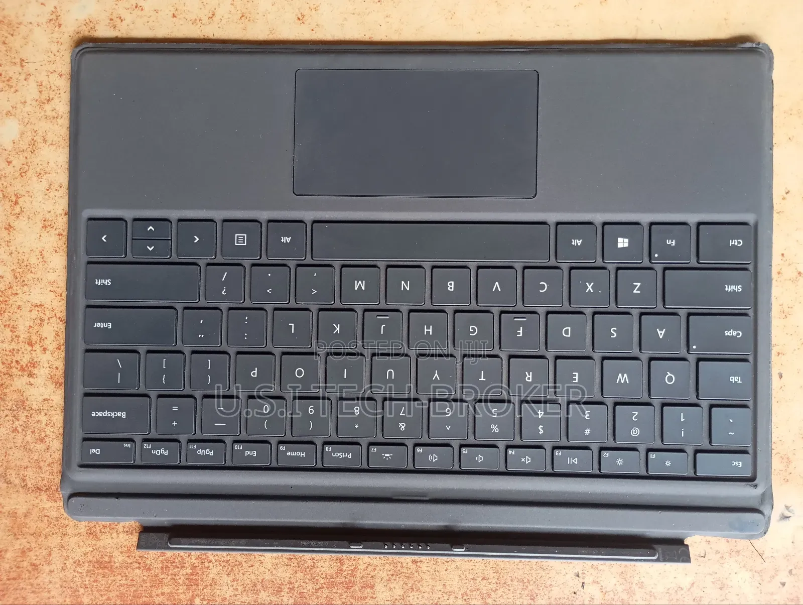 Microsoft Surface Keyboard Pro4-7