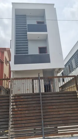4bdrm Duplex in Magodo Phase2 for sale