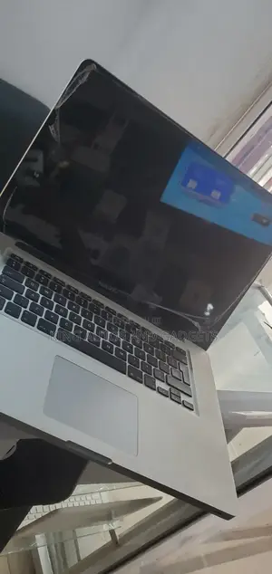 Laptop Apple MacBook 2010 6GB Intel Core I5 HDD+SSD 512GB