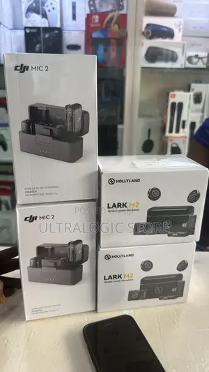 New Hollyland Lark M2 Duo 2-Person Wireless Combo Microphone