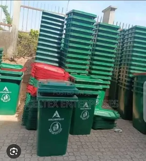 Photo - Dust Bin With Wheeler 240 Litres