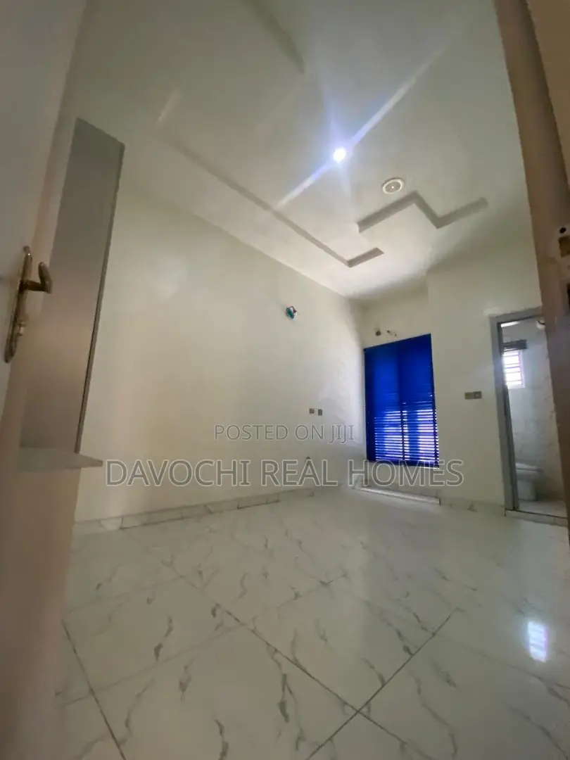 4bdrm Duplex in 2Nd Toll Gate, Lekki, Chevron for rent
