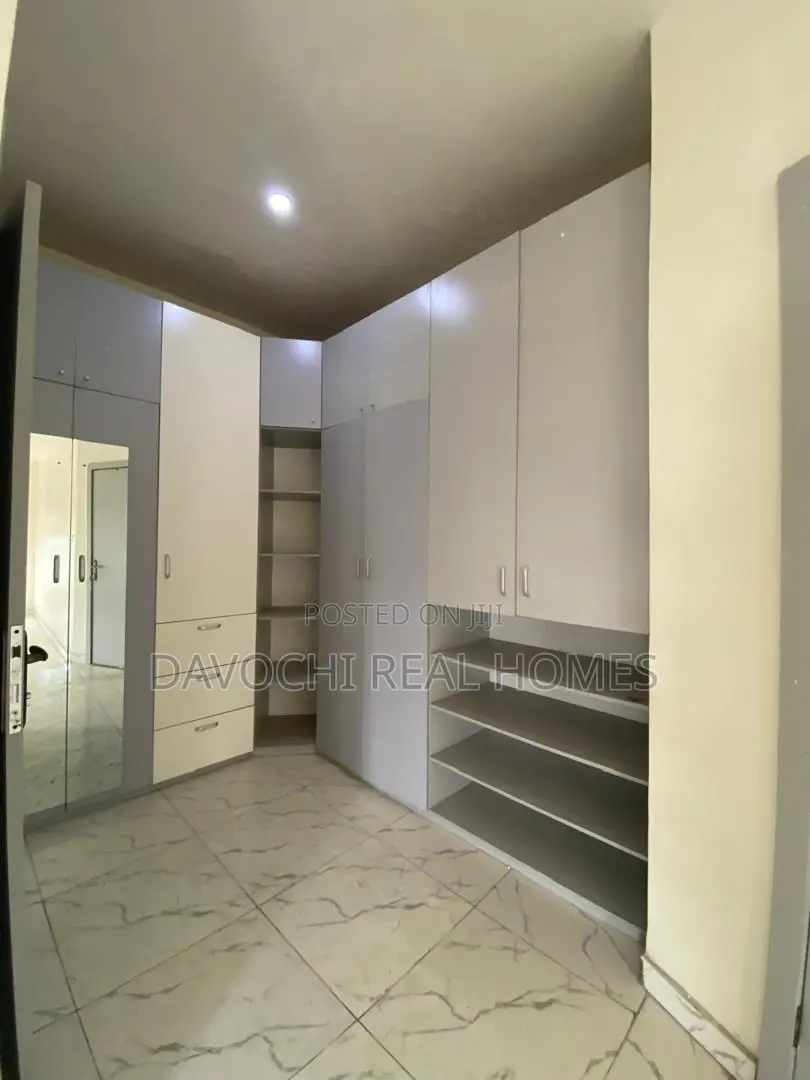 4bdrm Duplex in 2Nd Toll Gate, Lekki, Chevron for rent