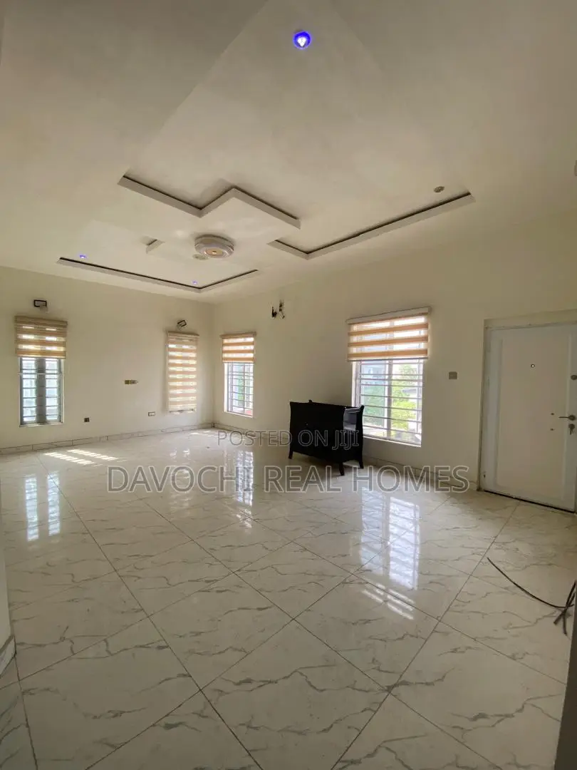4bdrm Duplex in 2Nd Toll Gate, Lekki, Chevron for rent