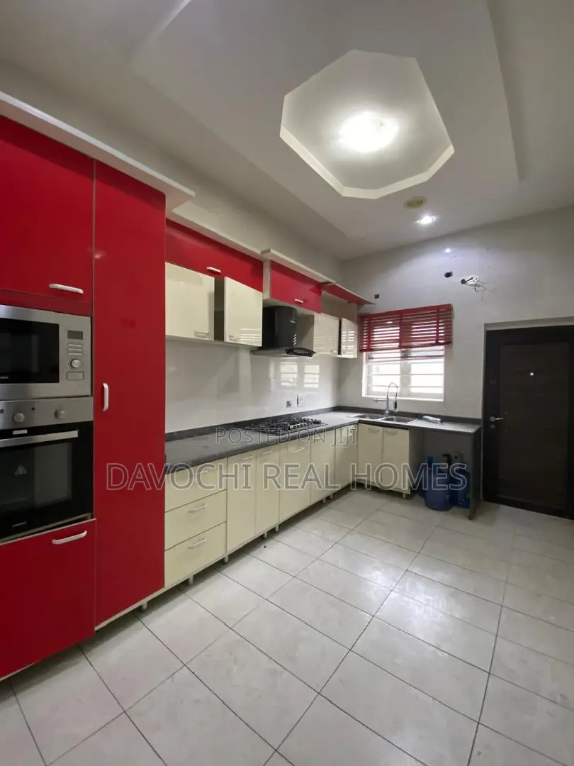 4bdrm Duplex in 2Nd Toll Gate, Lekki, Chevron for rent