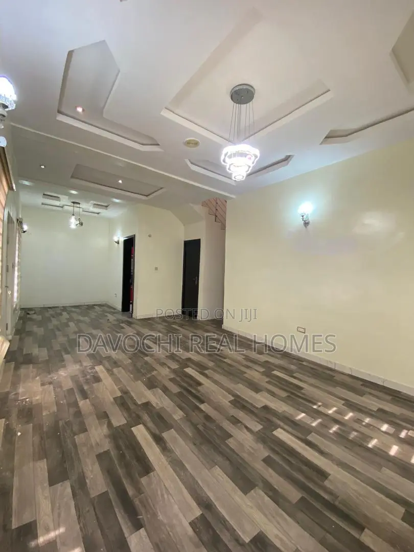 4bdrm Duplex in 2Nd Toll Gate, Lekki, Chevron for rent