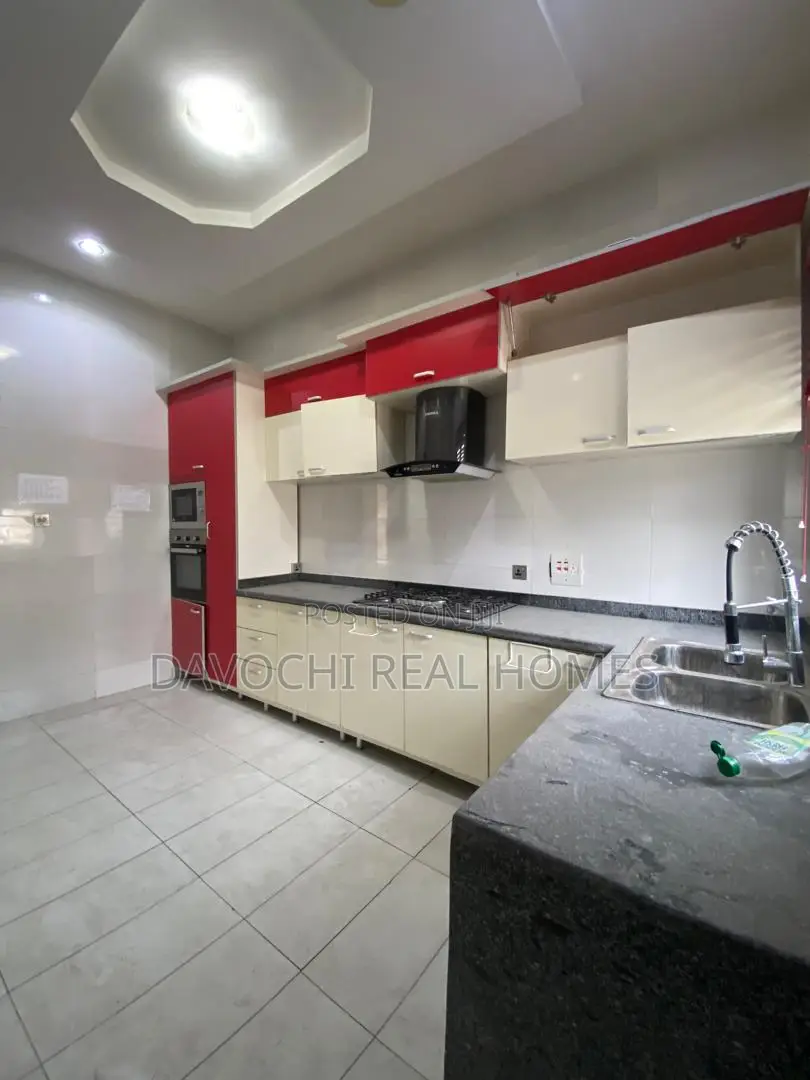4bdrm Duplex in 2Nd Toll Gate, Lekki, Chevron for rent