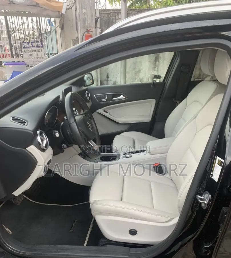 Mercedes-Benz GLA 250 2018 Black