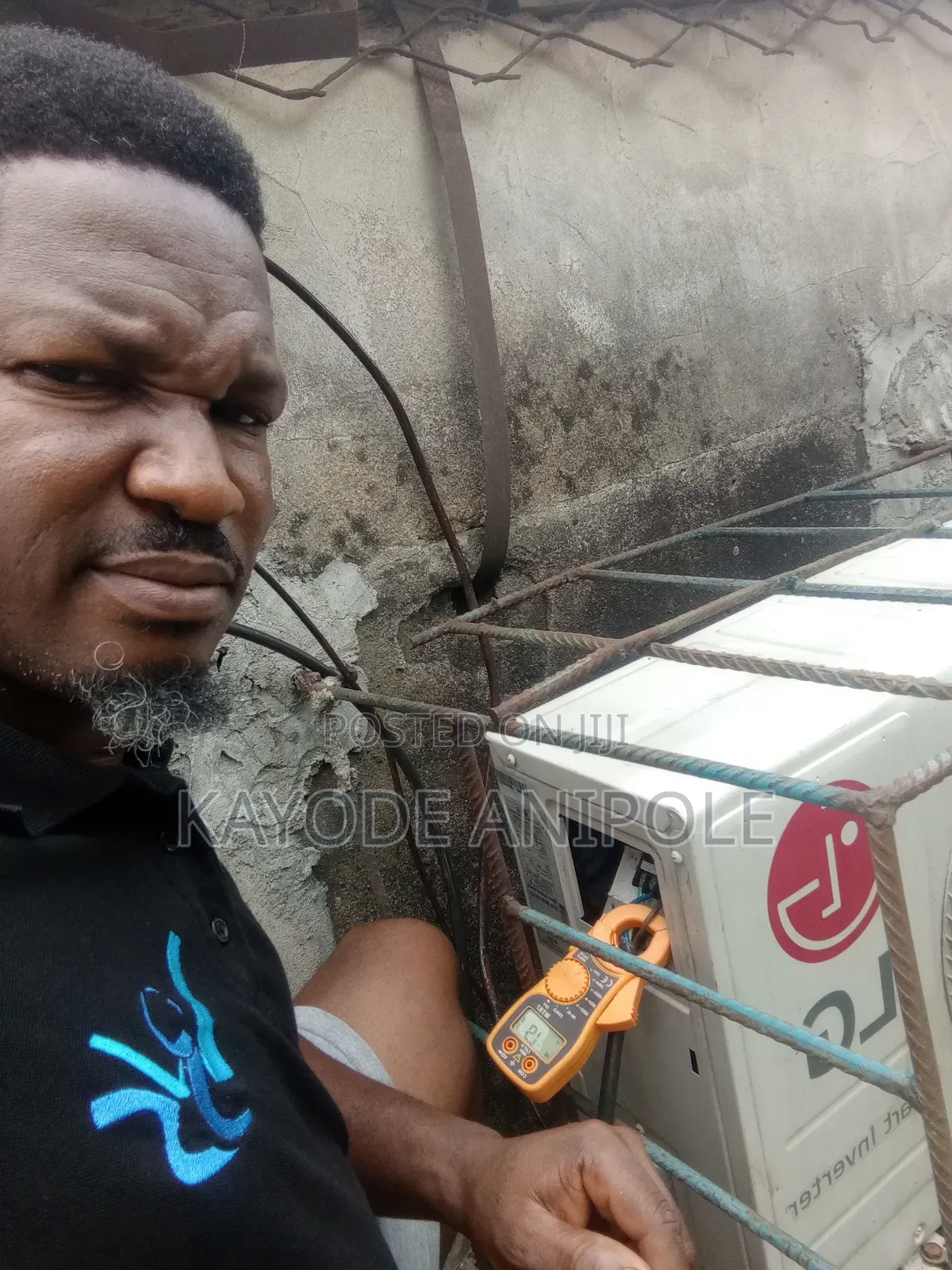 Ac and Refrigerator Technician With New Technical Devices