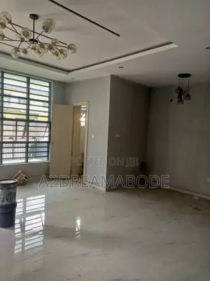 4bdrm Duplex in Ajao Estate Anthony, Maryland for sale