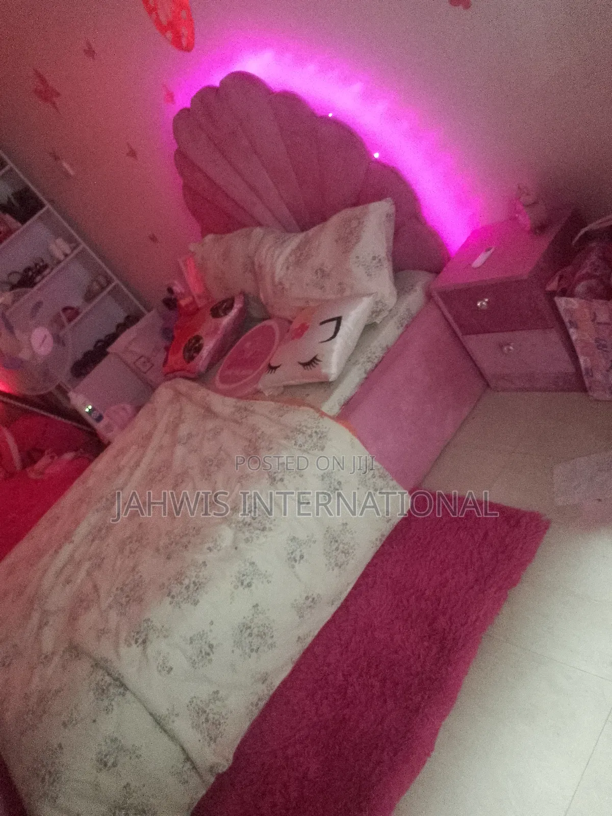 Classic Ladies 4.5by6ft Bed Frame