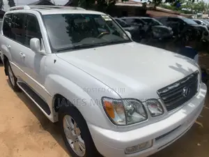 Lexus LX 470 AWD 2005 White