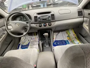 Toyota Camry LE 4dr Sedan (2.4L 4cyl 5M) 2003 Blue