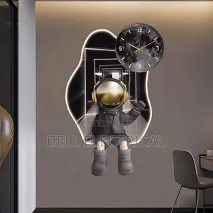 Fashion Creative Astronaut Wall Clock