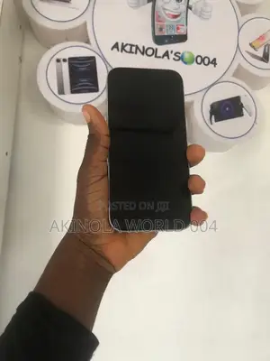 Apple iPhone 15 128 GB Green