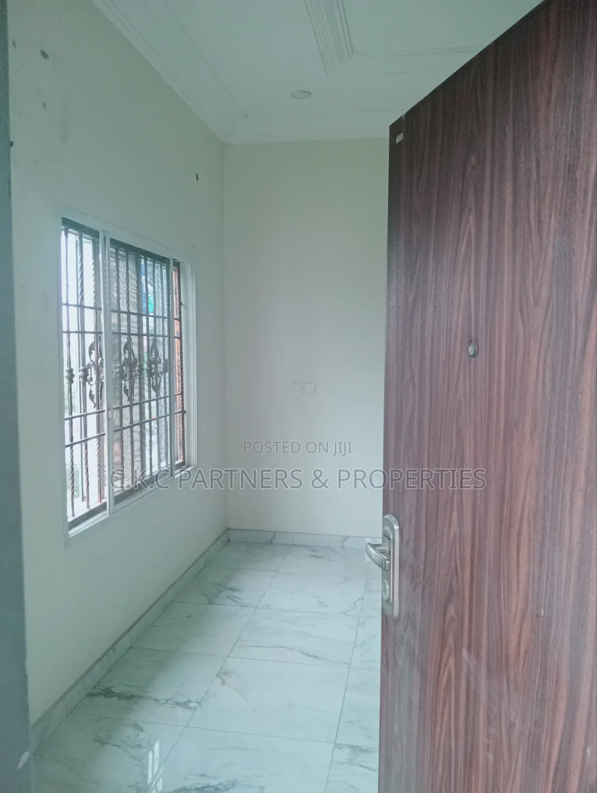 A 3 Bedrm 4rent in Naf Harmony Estate Ph Federal Light