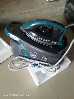 Russell Hobbs Industrial Steam Iron